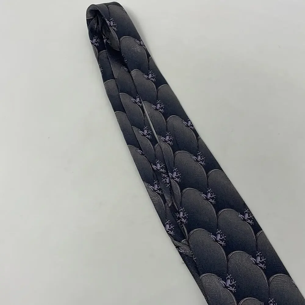 The Nature Conservancy Maki Frog 100% silk men’s tie